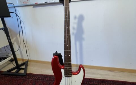Equipment für Musikunterricht und Bandarbeit